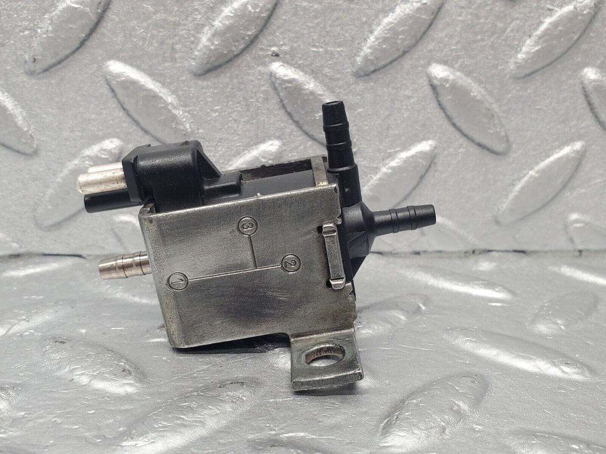 46213 Mercedes-Benz W124 280E Vacuum Control Valve A0015408697