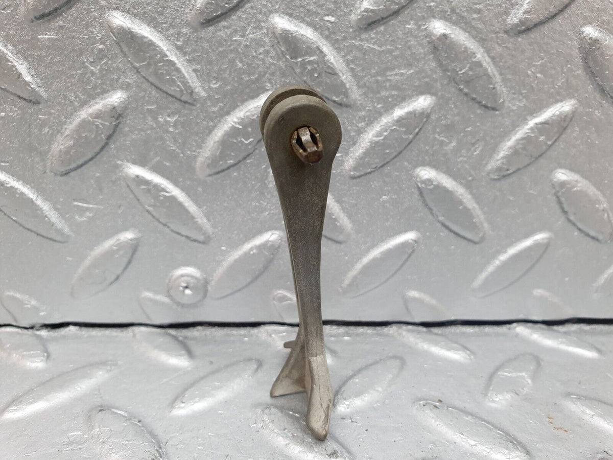 41030 Mercedes-Benz W126 300SE Bonnet Release Pull Handle