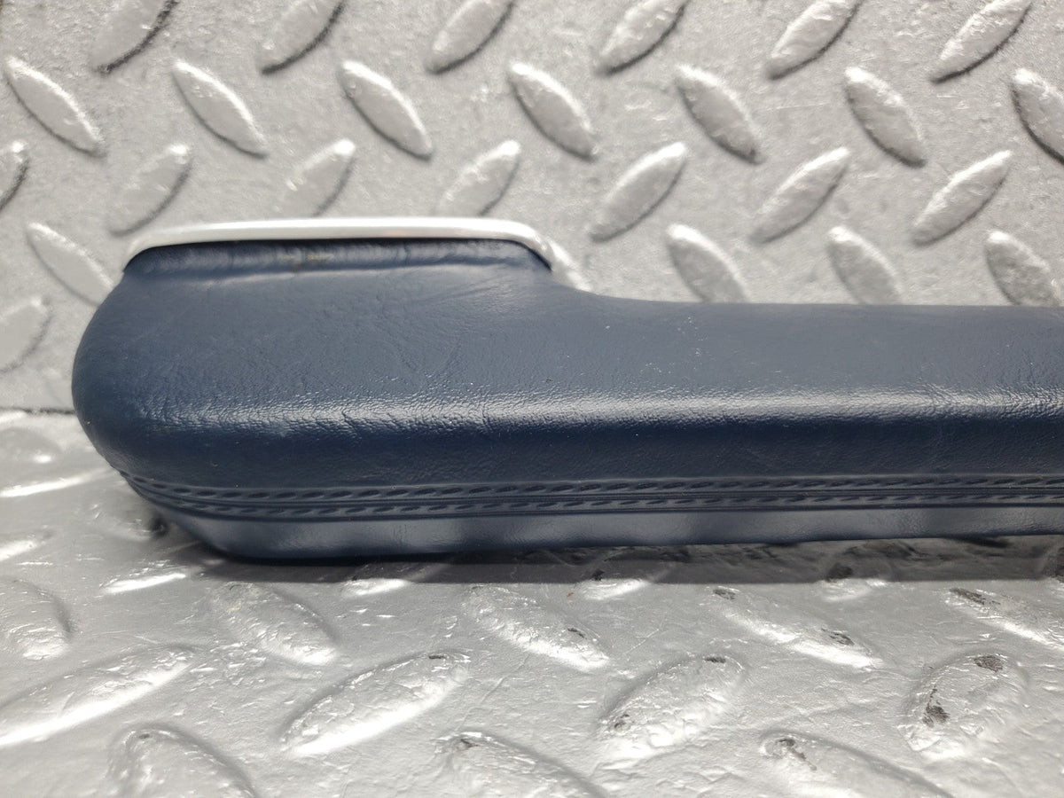 51353 Mercedes-Benz W123 Front Left Interior Door Handle Blue A1239701701