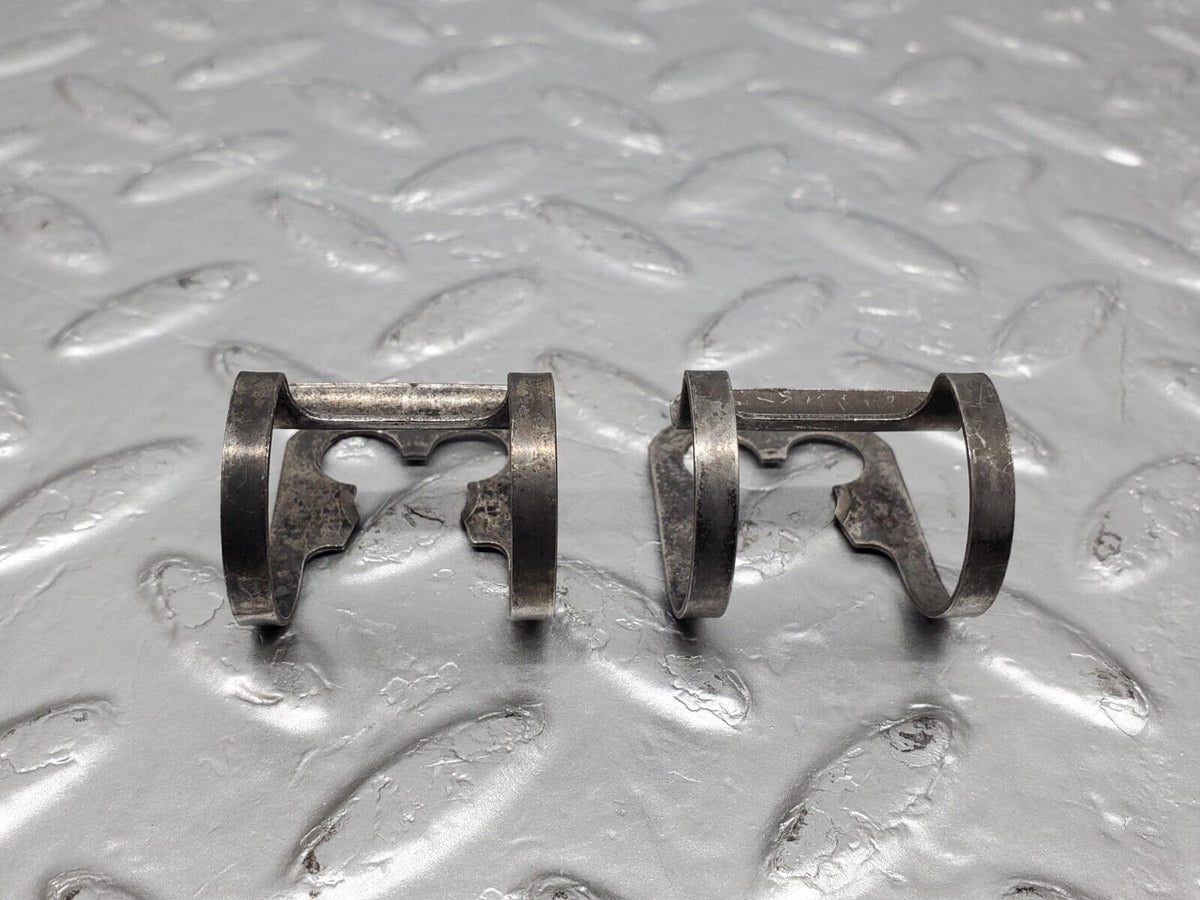 45478 Mercedes-Benz 280E M110.988 Valve Rocker Arm With Retaining Spring