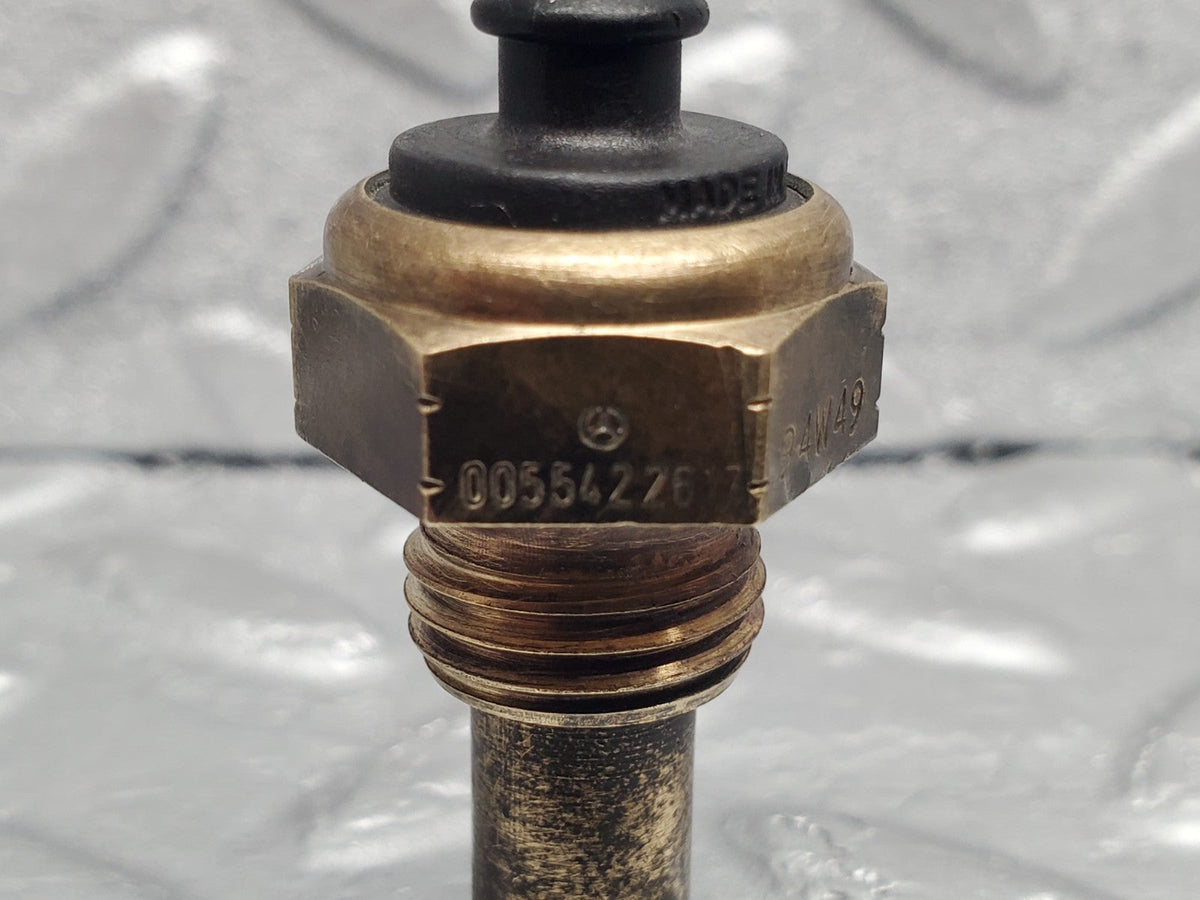 49206 Mercedes-Benz A124 320E Cabriolet Coolant Temperature Sensor A0055422617