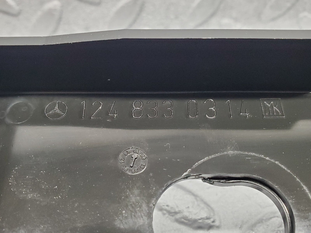 48912 Mercedes-Benz A124 320E Cabriolet Heater Control Switch Holder A1248330314