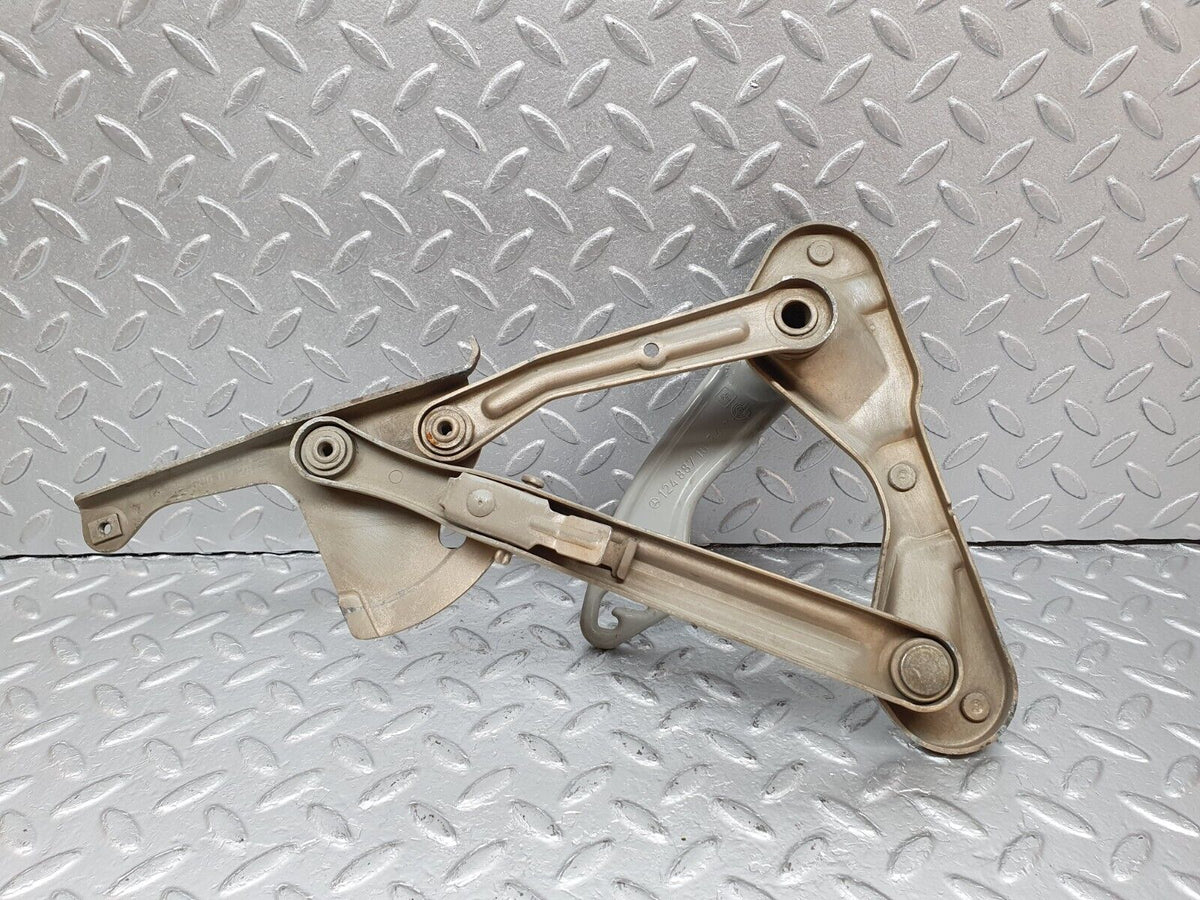 41437 Mercedes-Benz W124 200E Bonnet Hinge Right Side A1248800228 A1248871074