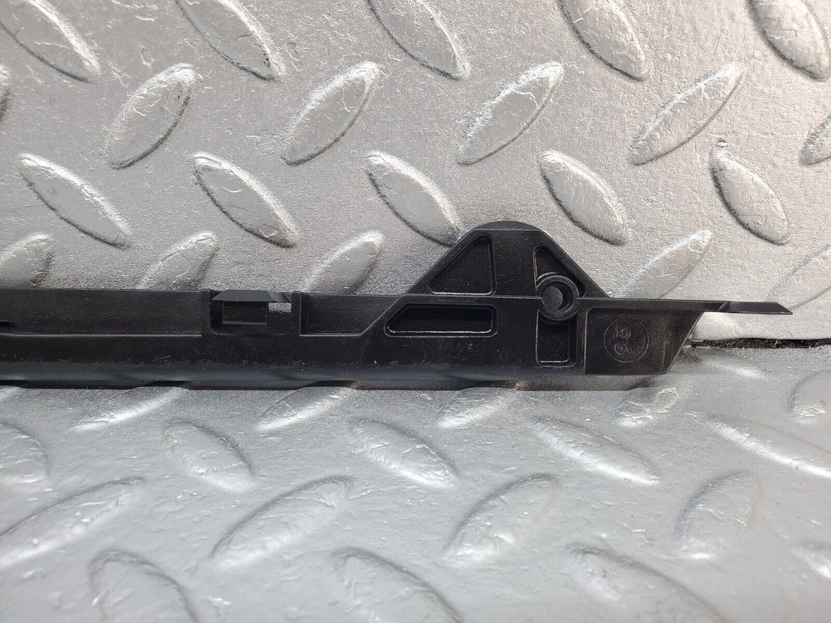 44676 Mercedes-Benz W124 220E Sunroof Frame Guide Rail A1247820131 A1247820231