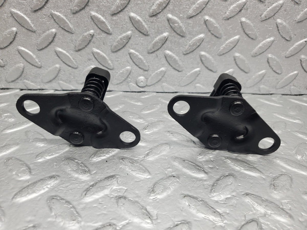 49611 Mercedes-Benz W126 C126 Bonnet Lock Catch Pair A1268800060