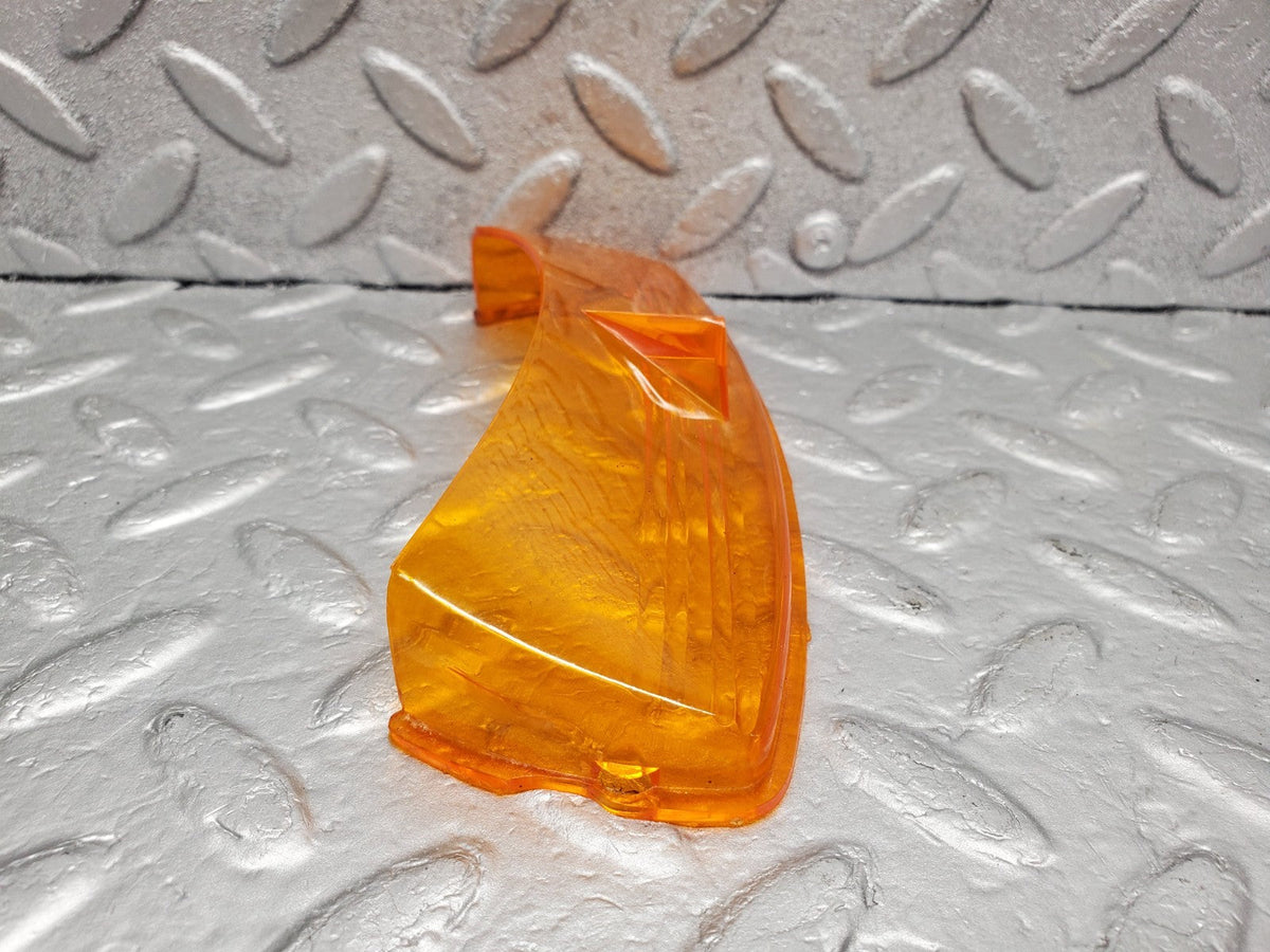 49525 Mercedes-Benz W115 Indicator Light Lens