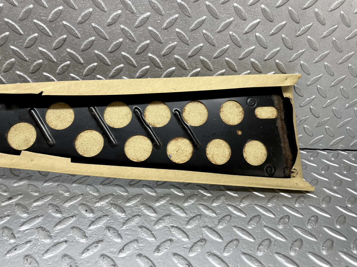 44252 Mercedes-Benz W123 280E B Pillar Cover Left Beige