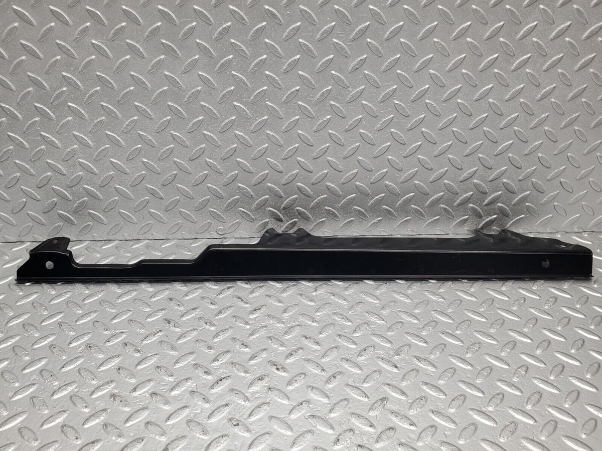 47439 Mercedes-Benz C126 500SEC Coupe Rear Window Channel Support Left Side