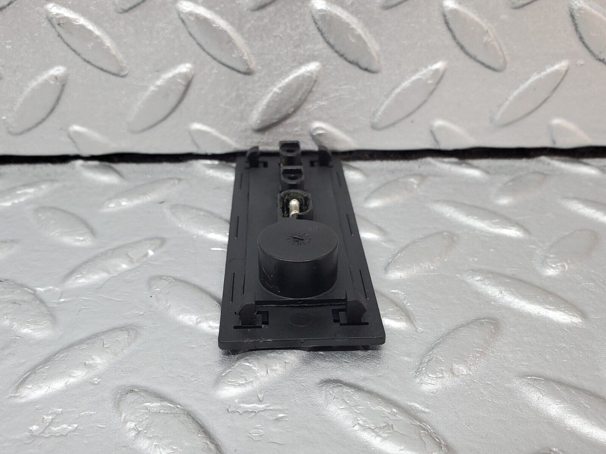 45312 Mercedes-Benz R129 300SL Coupe Windscreen Washer Nozzle Connector A1268201111