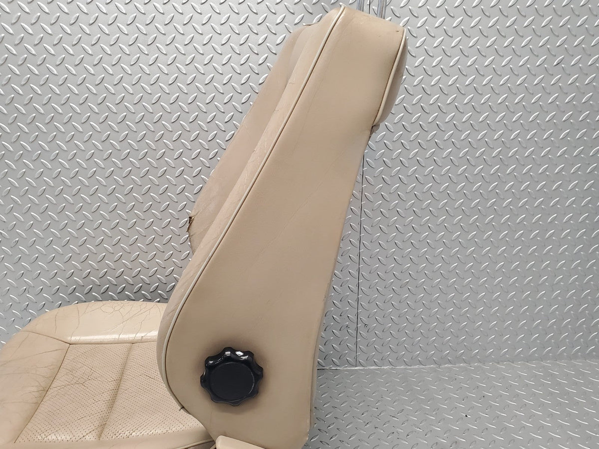 49428 Mercedes-Benz A124 320E Cabriolet Front Right Seat Leather Beige