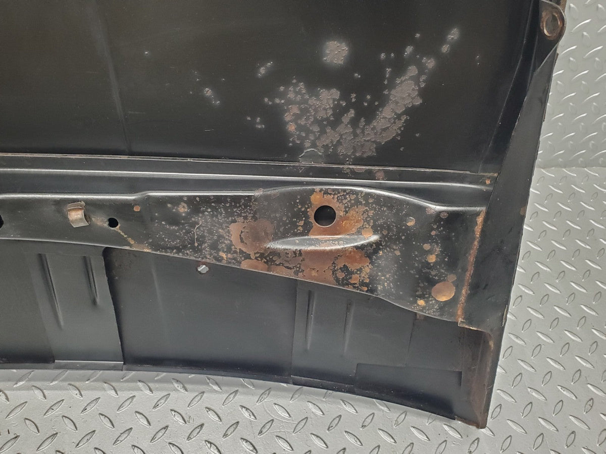 49487 Mercedes-Benz R107 C107 Bonnet