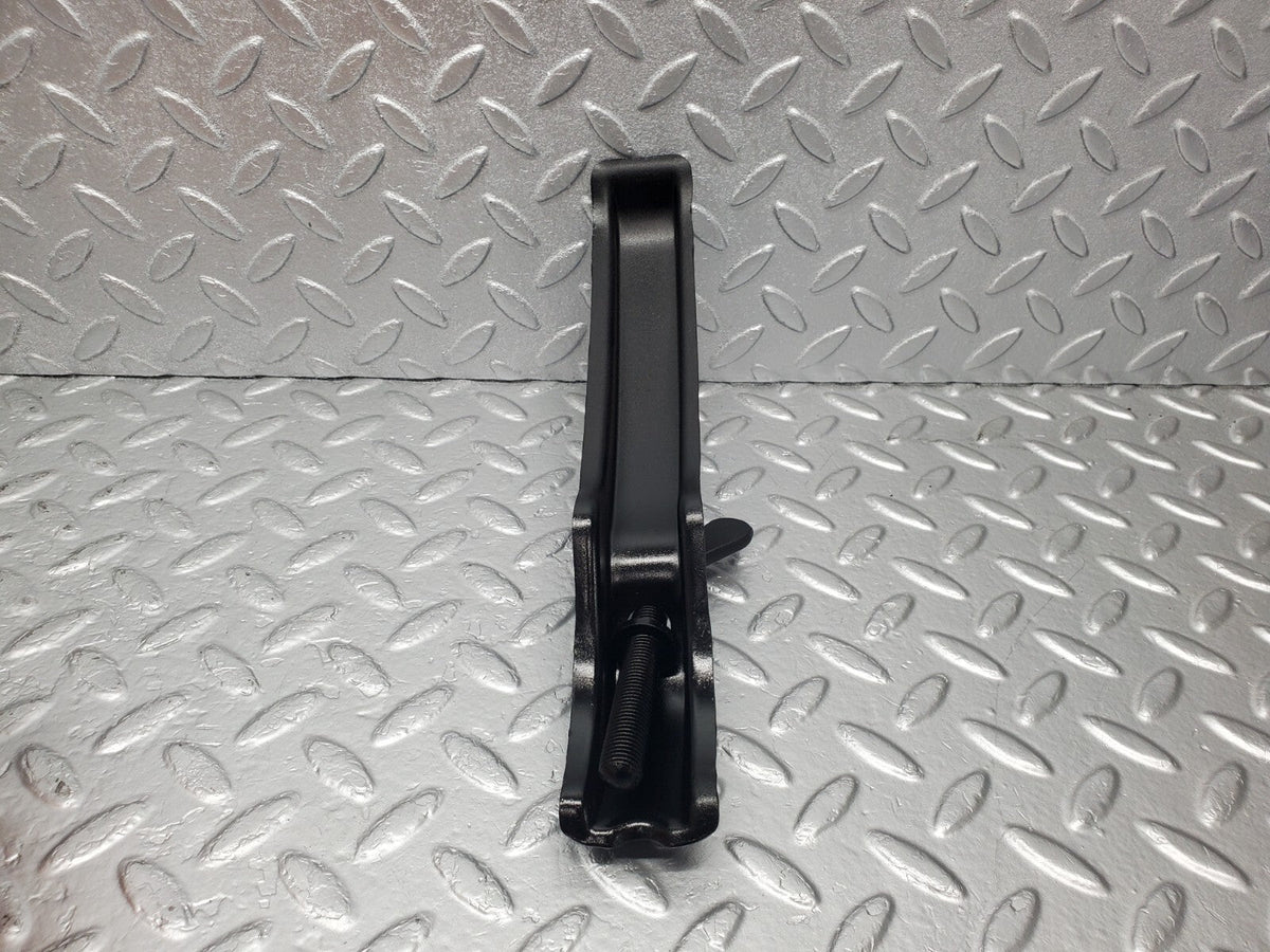 48775 Mercedes-Benz W108 W111 Spare Wheel Holder