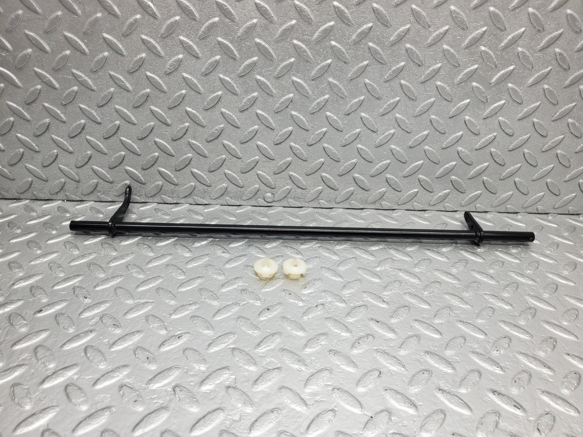 50225 Mercedes-Benz W123 Front Right Seat Sliding Adjust Rod