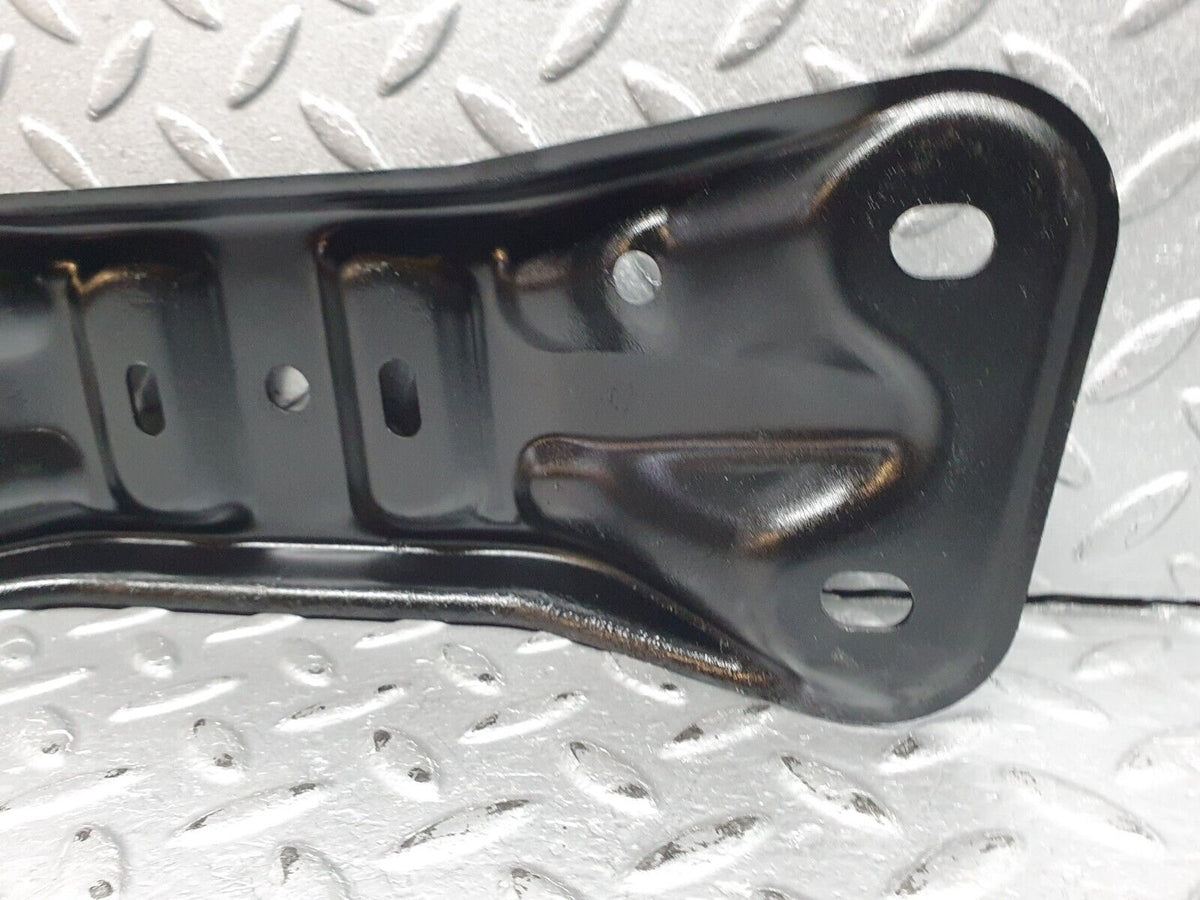 41148 Mercedes-Benz W126 300SE Gearbox Mount Bracket