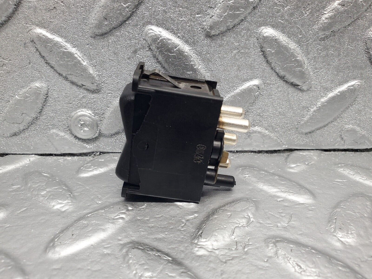 47645 Mercedes-Benz W201 190E 2.0L Rear Heated Window Switch A0008206010