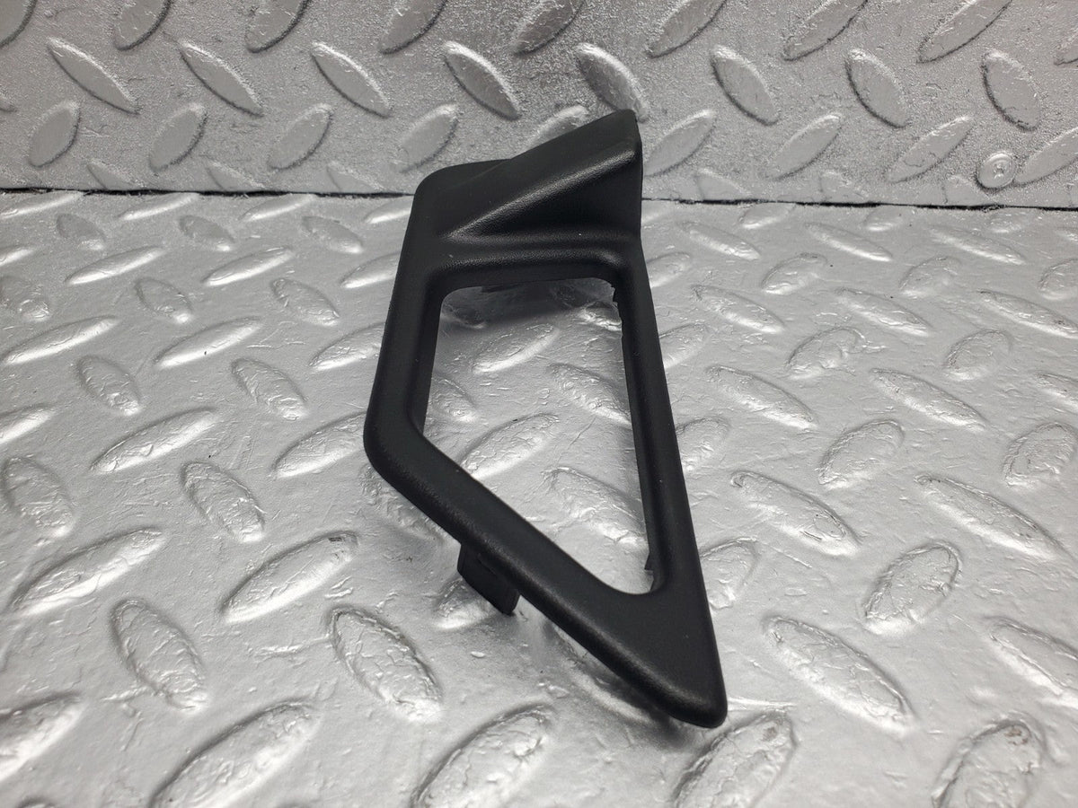 49188 Mercedes-Benz A124 320E Cabriolet Door Opener Frame Right
