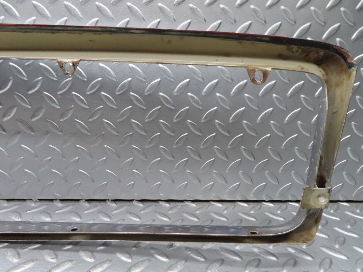 20766 Mercedes-Benz R107 450SL Bonnet Grill Chrome Frame