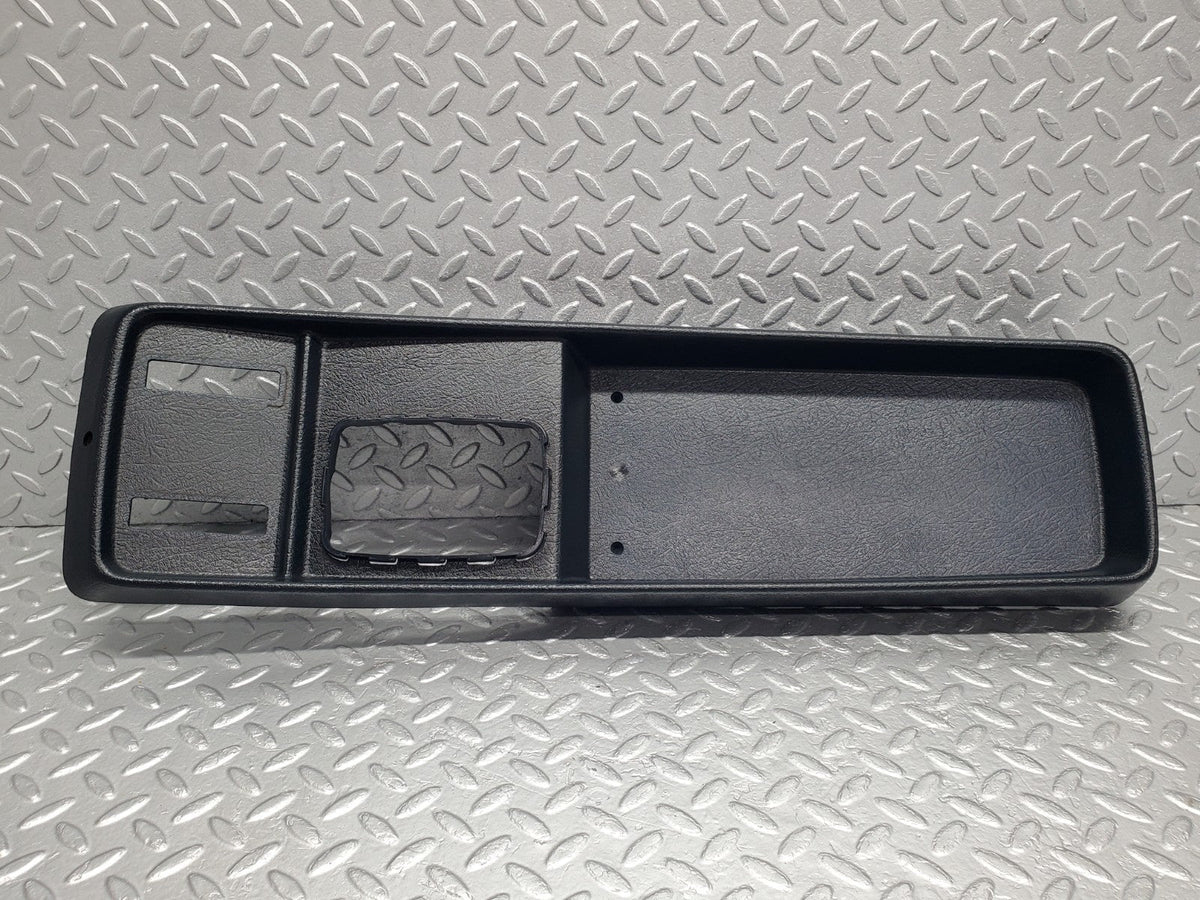50617 Mercedes-Benz W108 280SE 3.5 Centre Console Tray Blue A1088410574