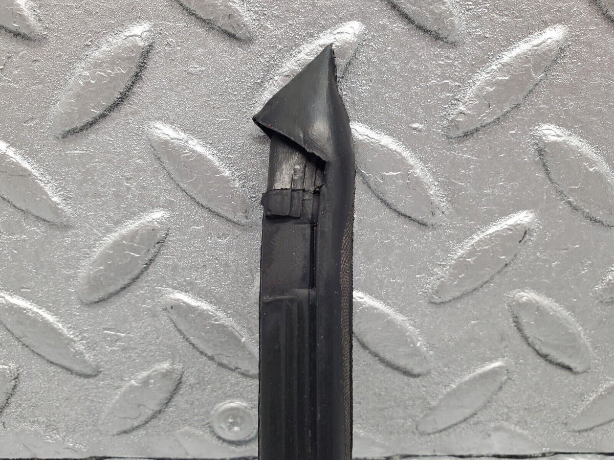 48148 Mercedes-Benz C107 R107 Front Left Rubber Window Guide A1077250125