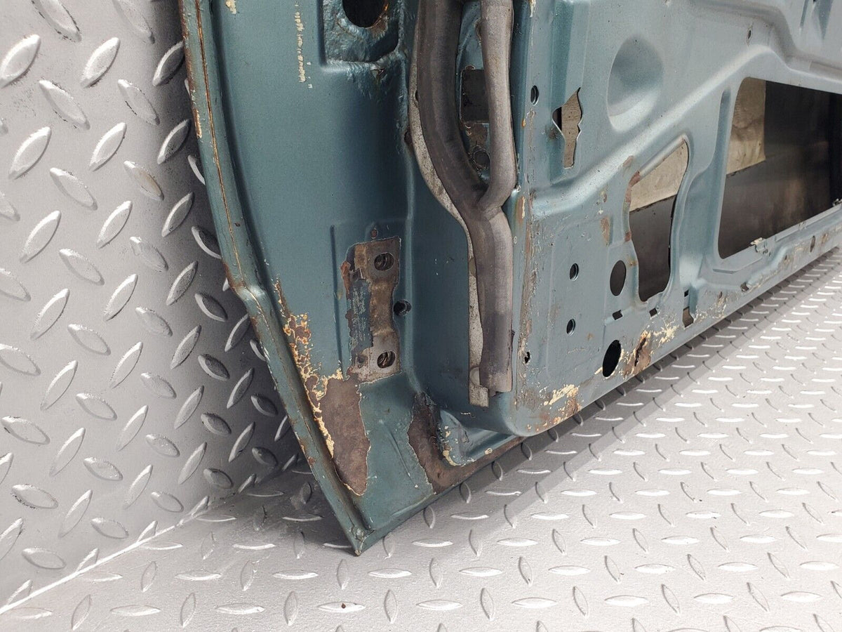 46557 Mercedes-Benz C123 280CE Coupe Right Door