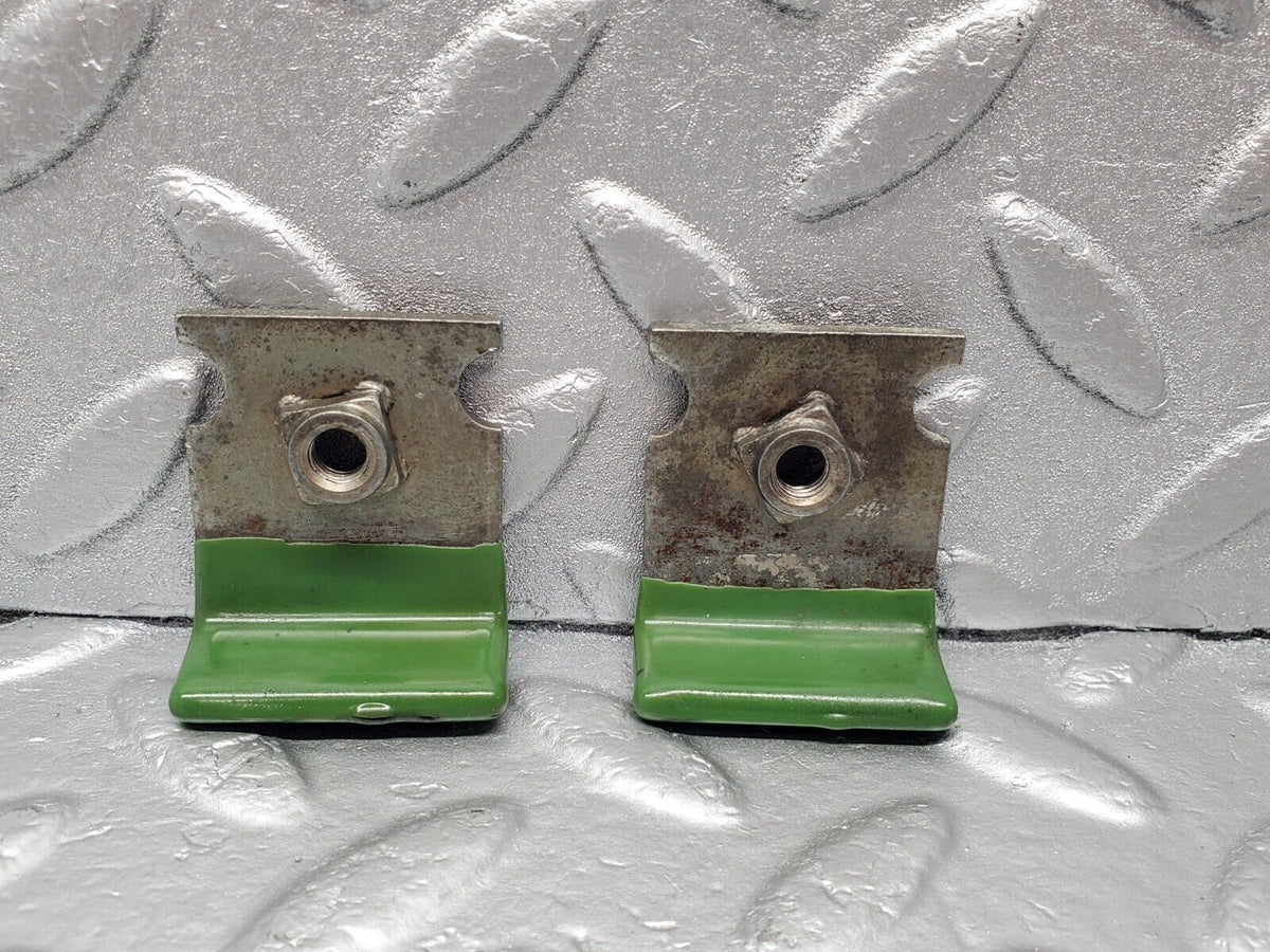 48192 Mercedes-Benz C107 R107 Window Stop Plate 2x