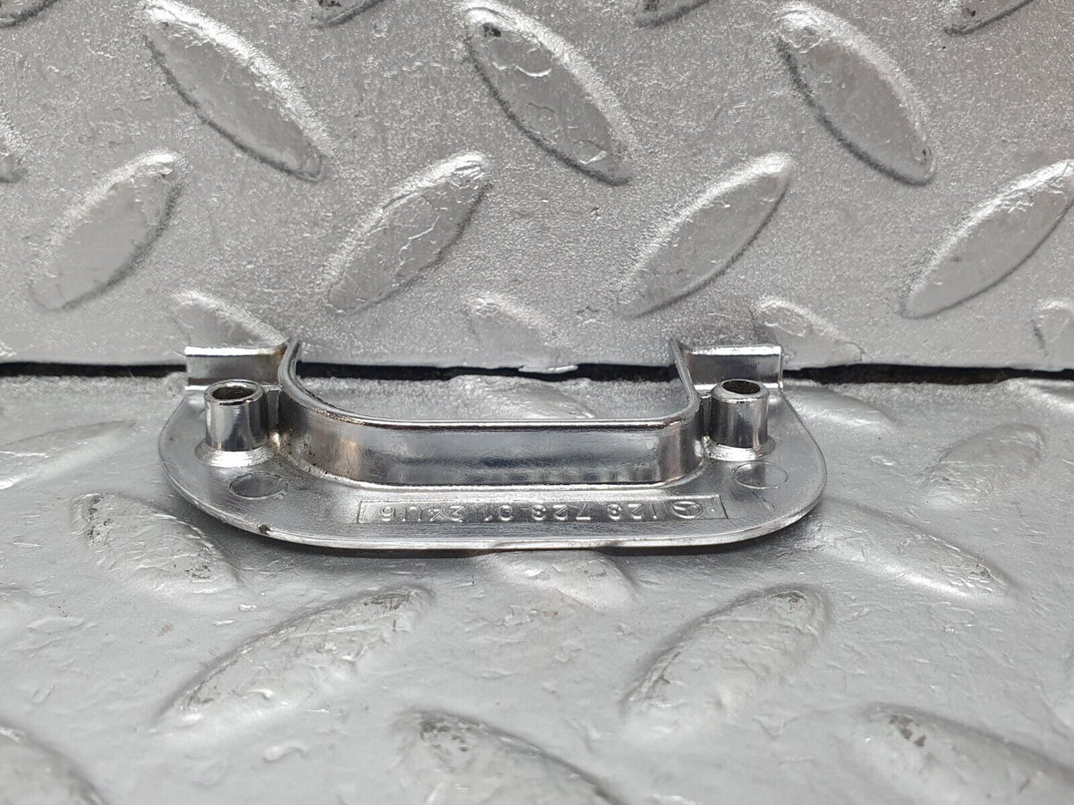 44176 Mercedes-Benz C123 230CE Coupe Interior Chrome Door Latch Trim Left A1237230124
