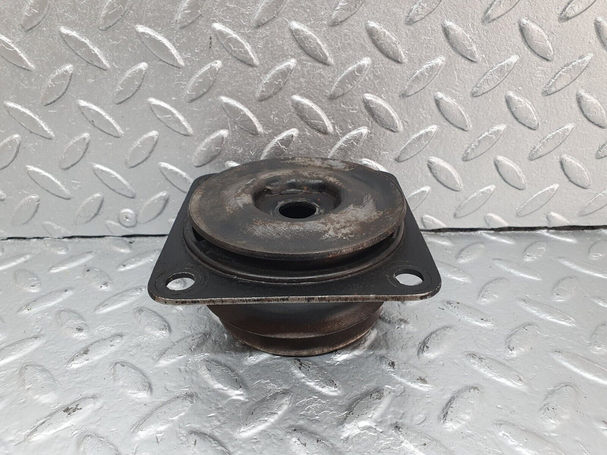 43208 Mercedes-Benz W108 280SE Rear Axle Rubber Mount