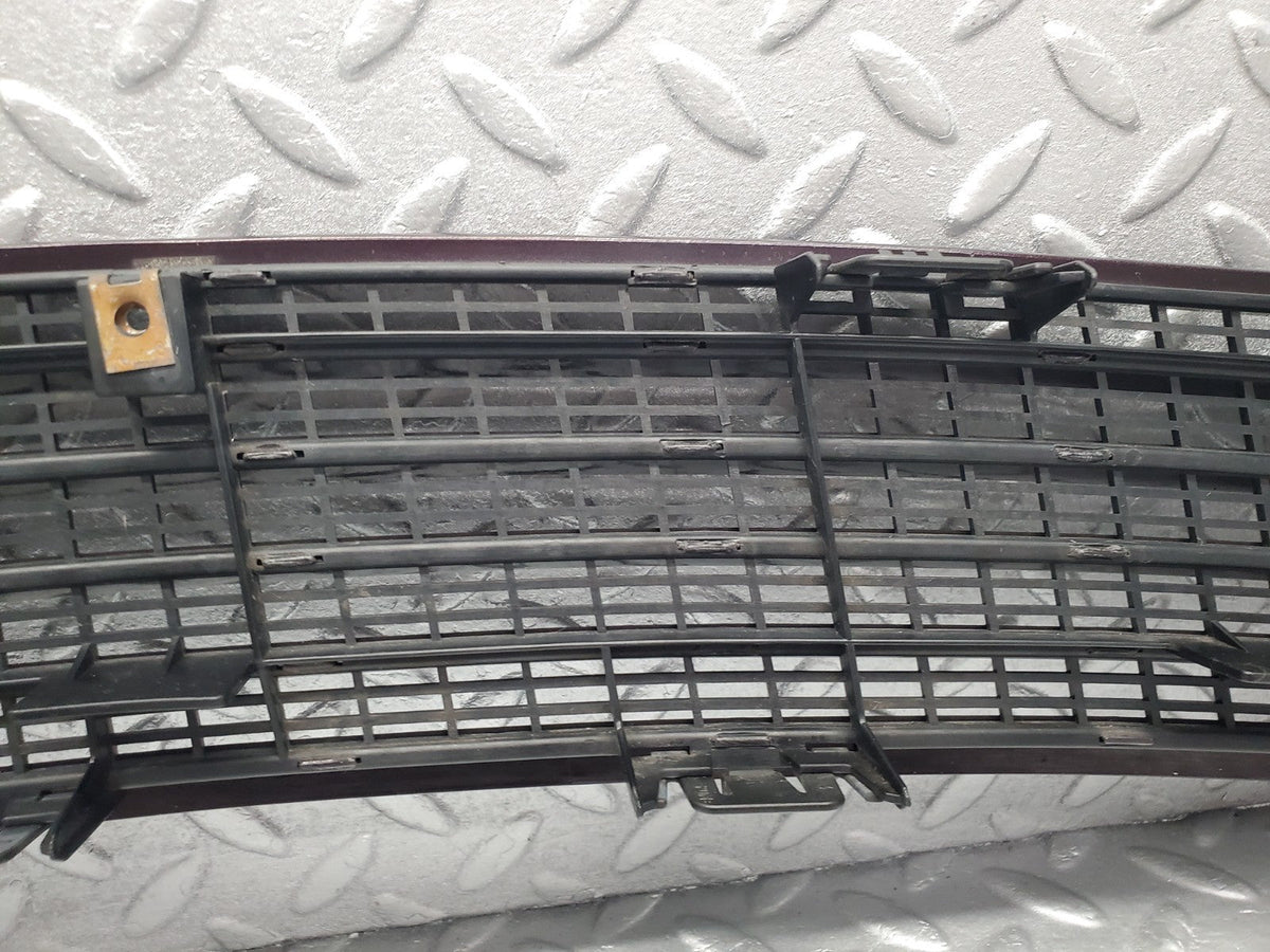49560 Mercedes-Benz W220 Bonnet Upper Grill & Windscreen Washer Nozzle