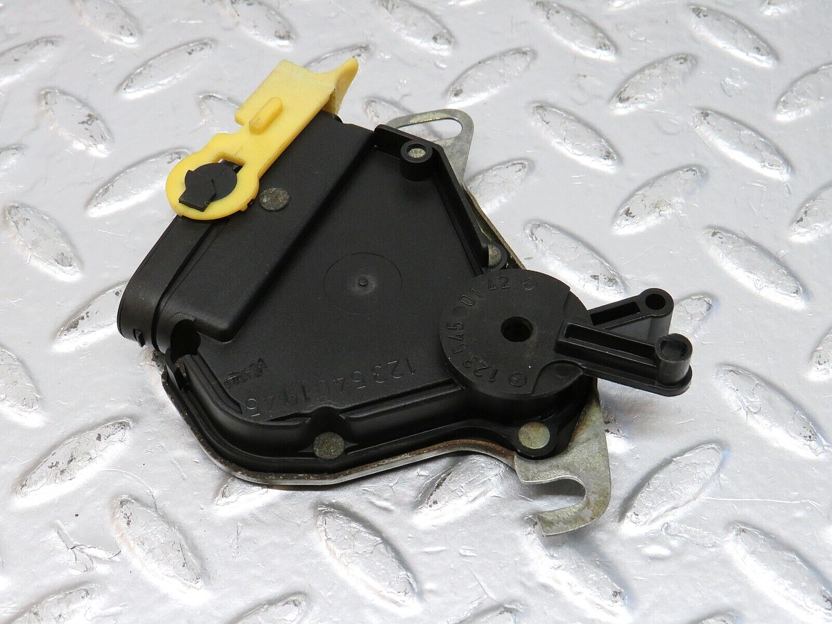 33857 Mercedes-Benz W201 190E 2.0L Reverse Light Switch A1235450142 A1235401945
