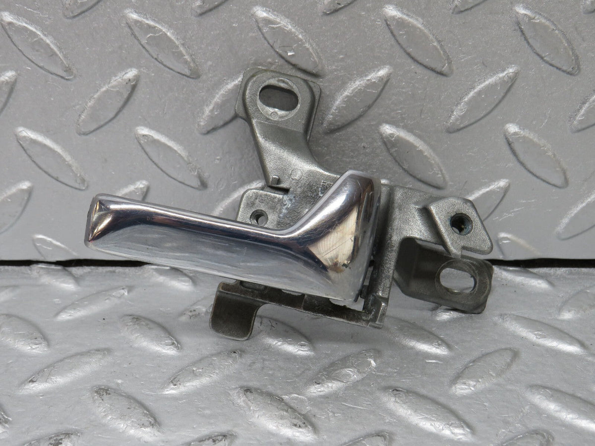 36881 Mercedes-Benz C126 420SEC Coupe Right Door Interior Handle