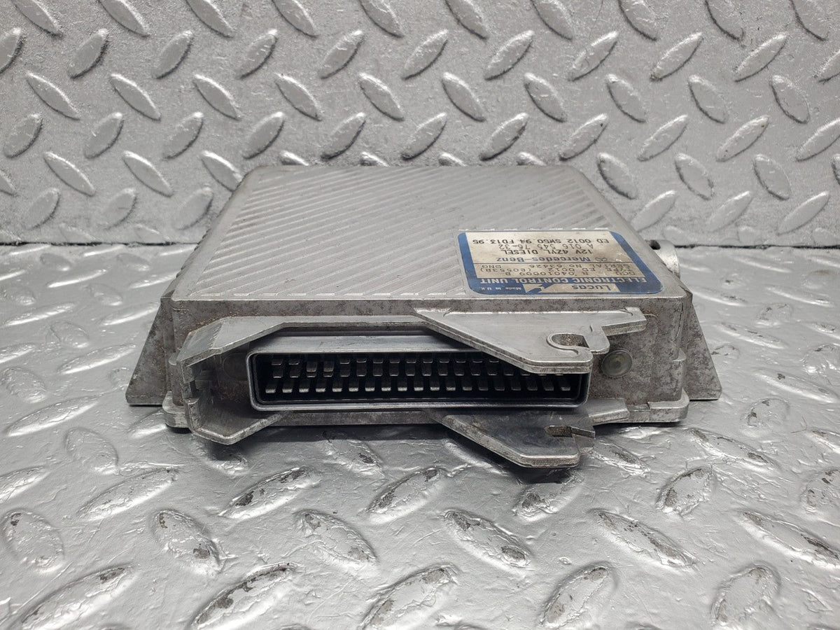 51249 Mercedes-Benz W210 C208 Engine Control Unit ECU Lucas A0165457632