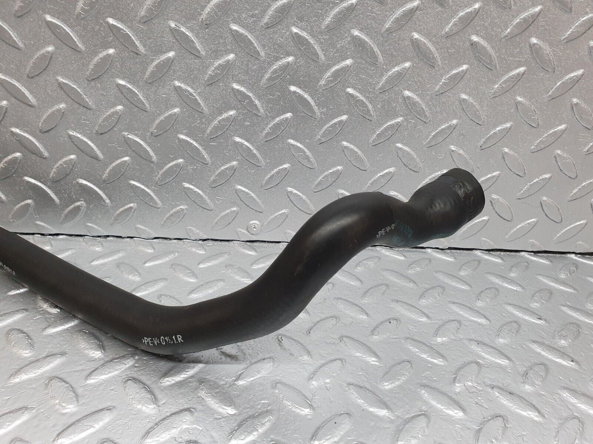 42071 Mercedes-Benz W202 C200 Wagon Radiator Hose A2025000075
