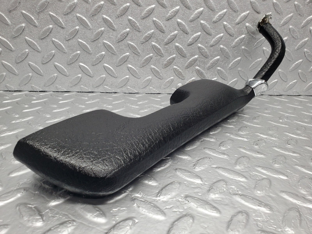 48706 Mercedes-Benz W123 Front Left Interior Door Handle Black
