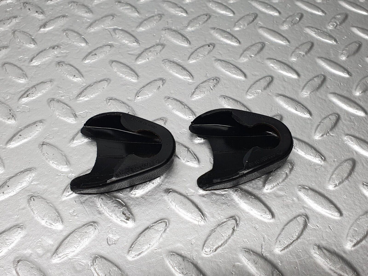 40768 Mercedes-Benz W123 300D Seat Belt Plastic Cap A0008680430