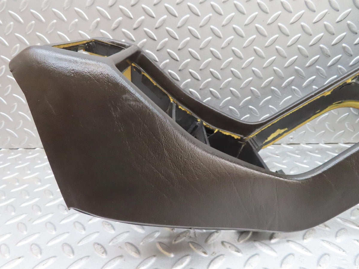 13574 Mercedes-Benz W123 200 Centre Console Black