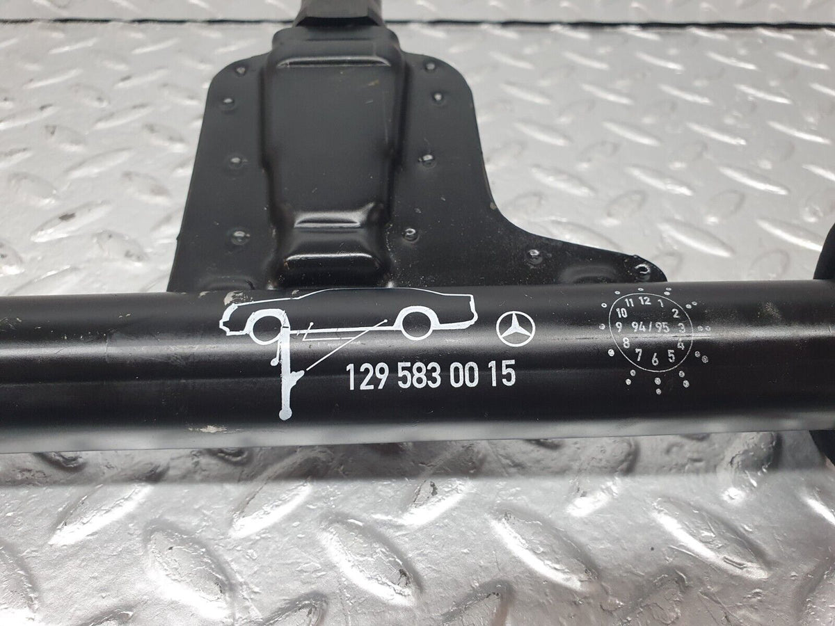 42446 Mercedes-Benz R129 320SL Coupe Car Jack A1295830015