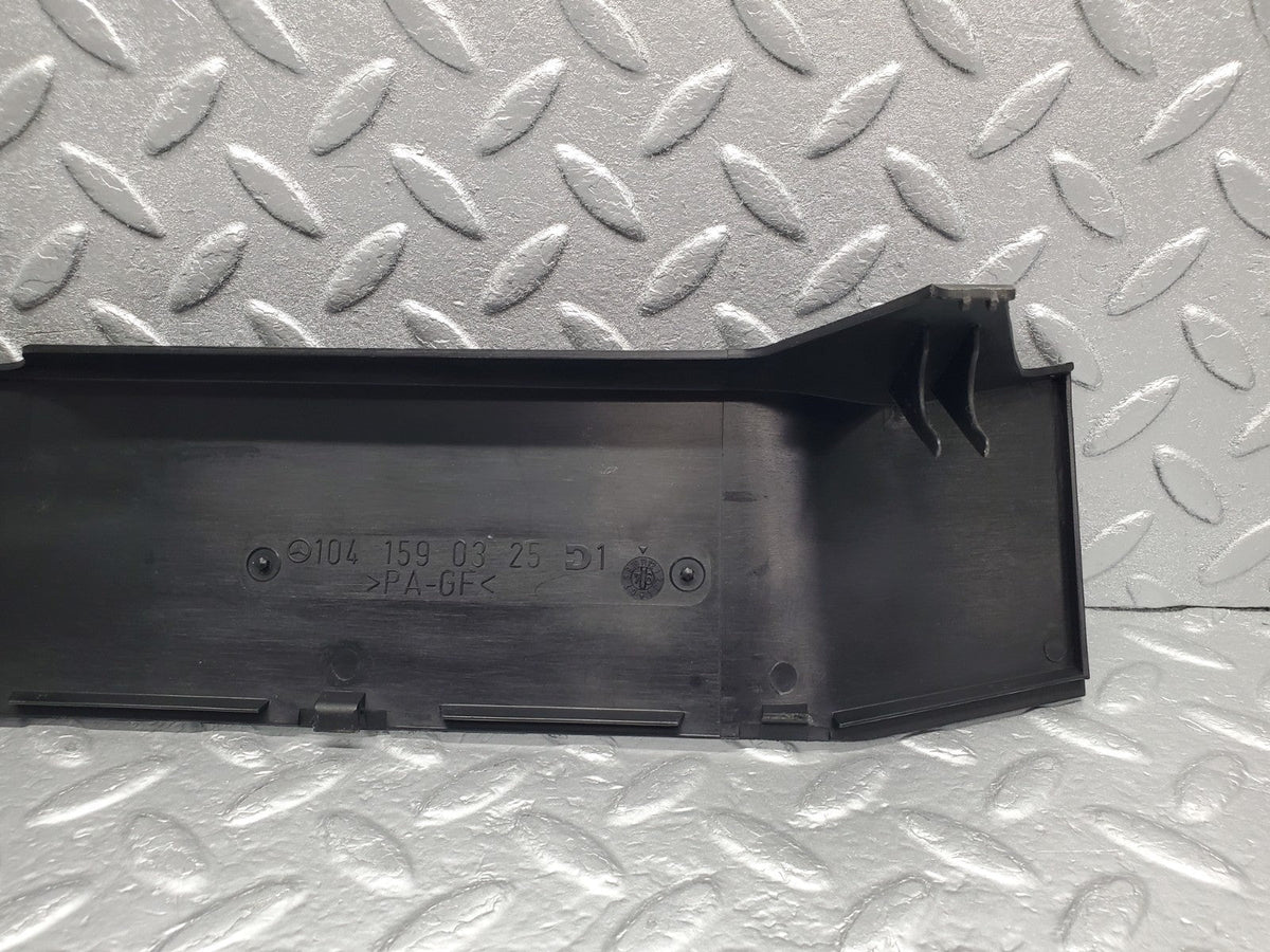 49141 Mercedes-Benz A124 320E Cabriolet Ignition Wire Cover A1041590325