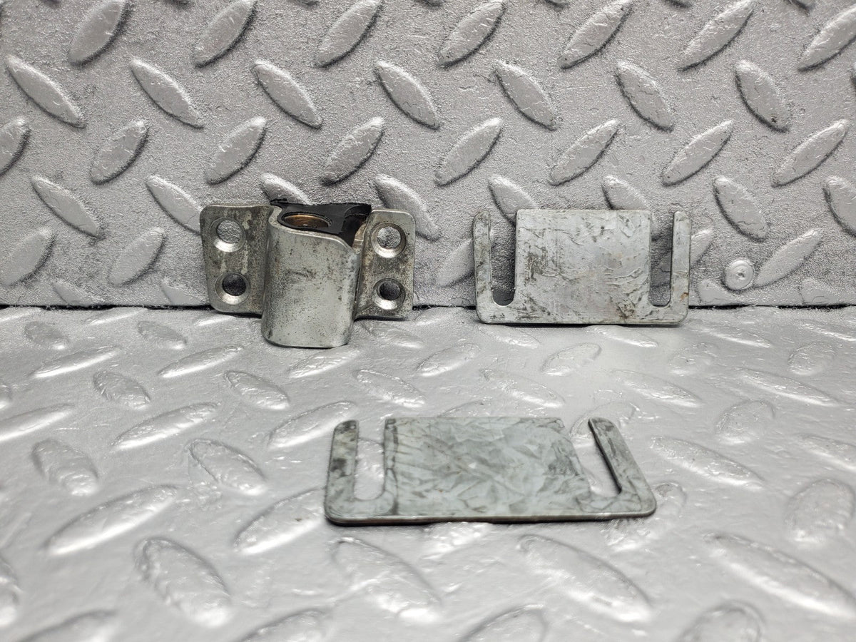 50558 Mercedes-Benz W108 280SE 3.5 Door Lock Latch Left