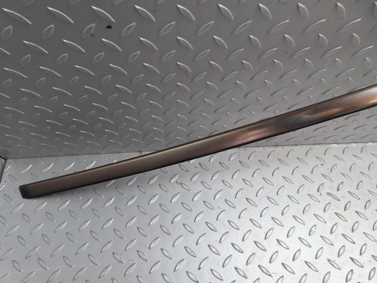 16509 Mercedes-Benz W124 260E Roof Chrome Left Side