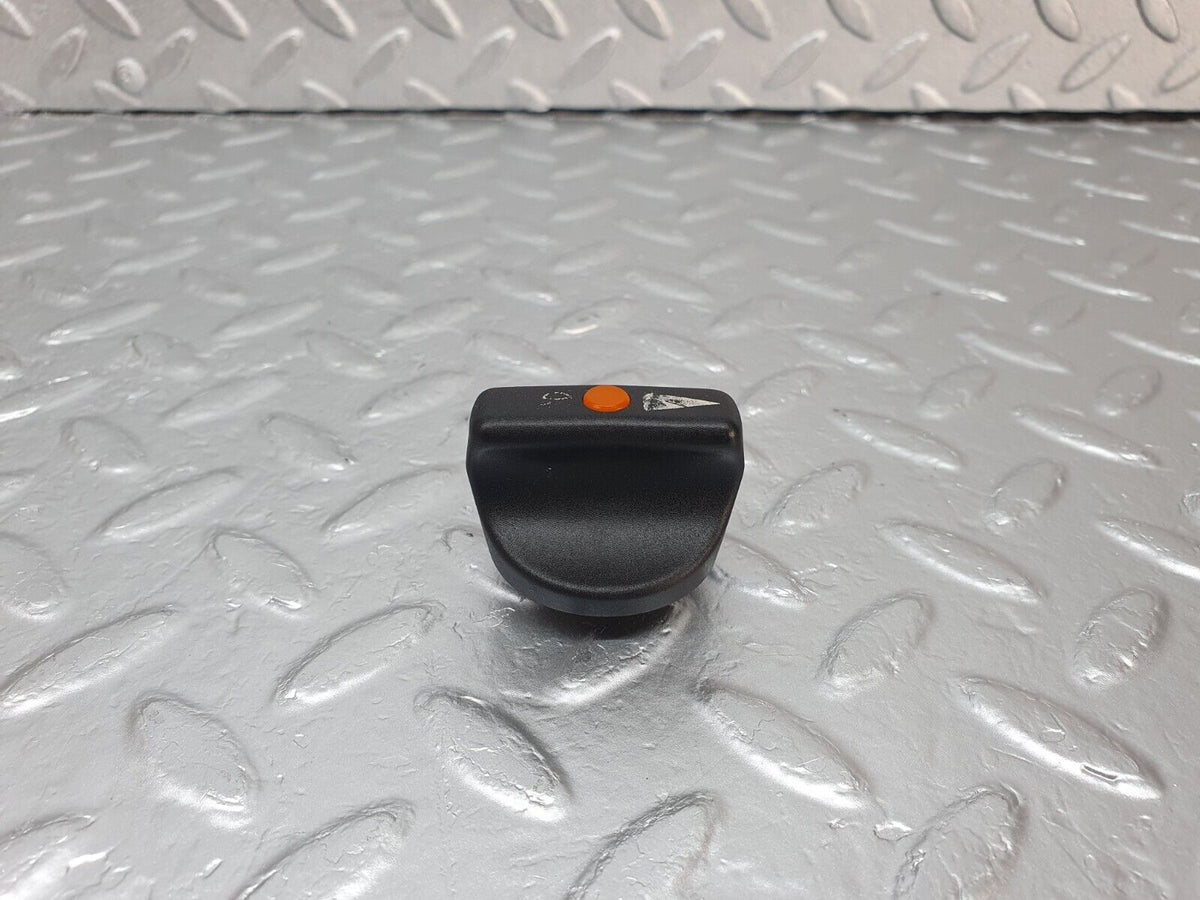 42946 Mercedes-Benz W201 190 2.0L Headlight Switch Knob