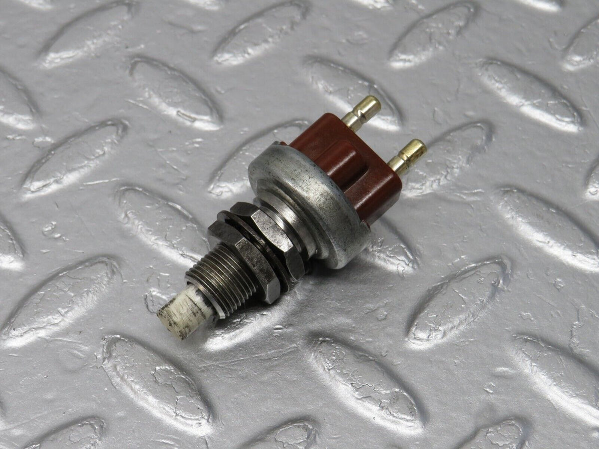 40684 Mercedes-Benz W123 300D Brake Light Contact Switch 190130