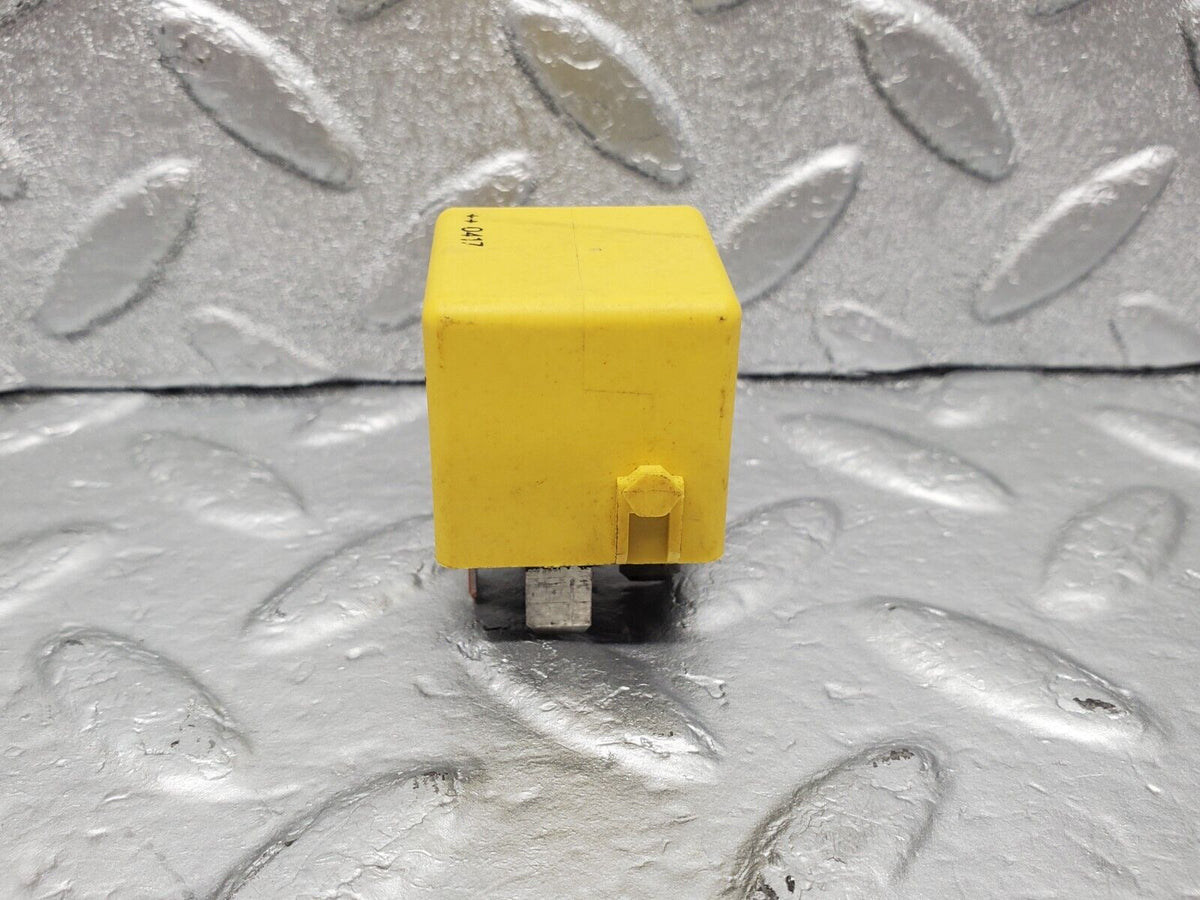 47895 Mercedes-Benz R230 350SL Coupe Multi Purpose Relay A0025421419