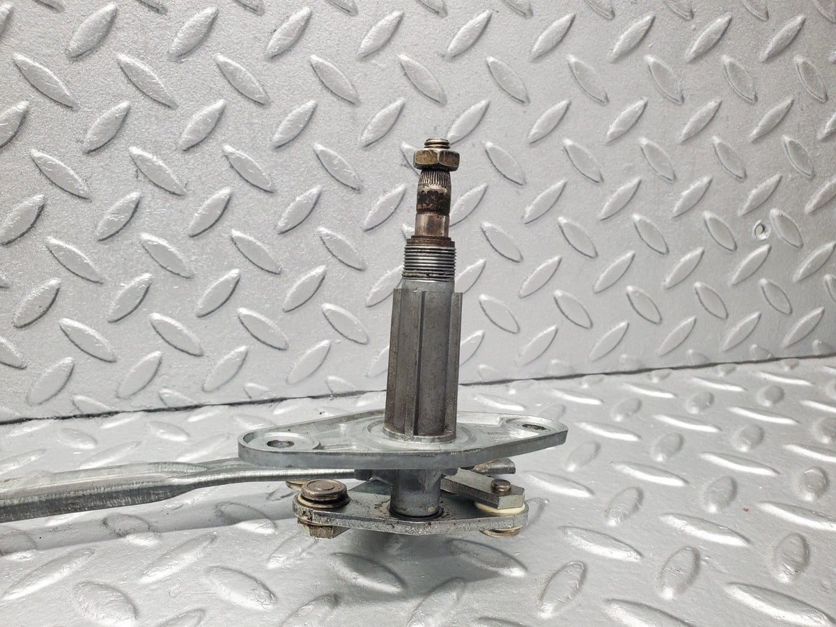 50770 Mercedes-Benz W108 280SE 3.5 Windscreen Wiper Linkage