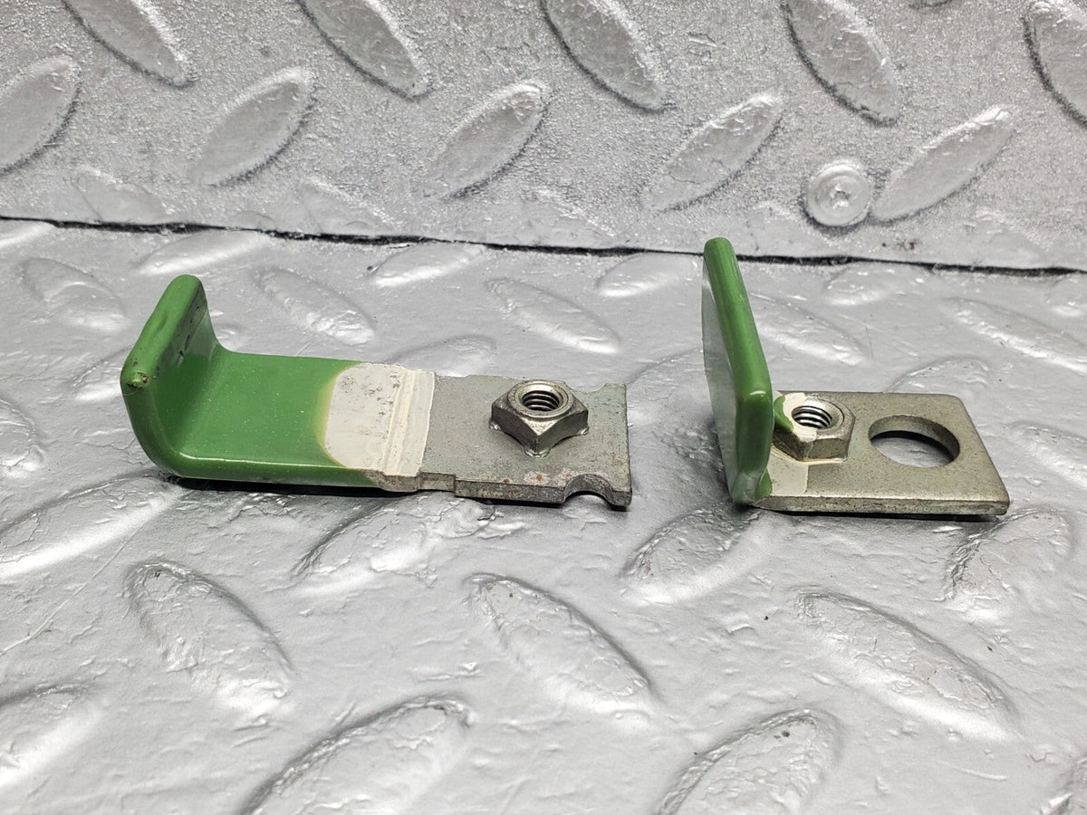 48337 Mercedes-Benz C126 Coupe Window Stop Plate 2x