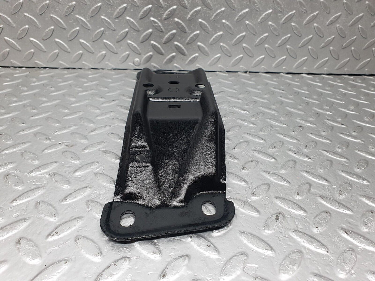 43512 Mercedes-Benz C126 380SEC Coupe Gearbox Mount Bracket