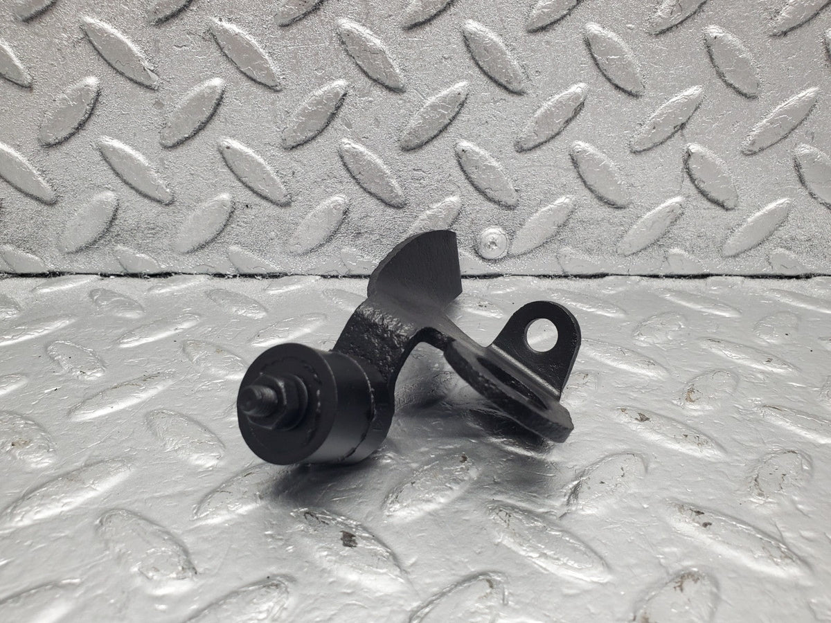 50946 Mercedes-Benz W108 280SE 3.5 Engine Lifting Eye Hook