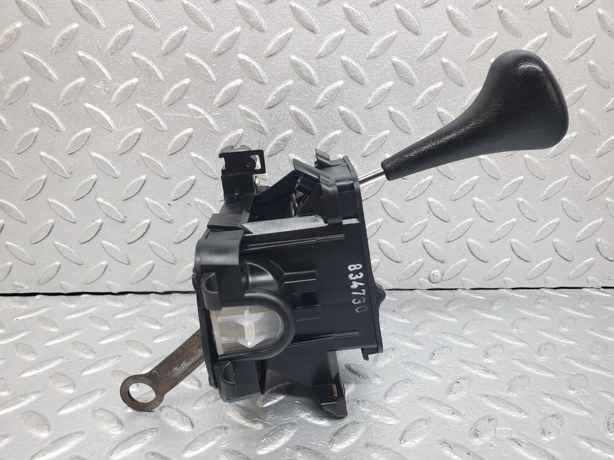 44784 Mercedes-Benz W124 220E Automatic Gear Selector A1292670637 A2012670480