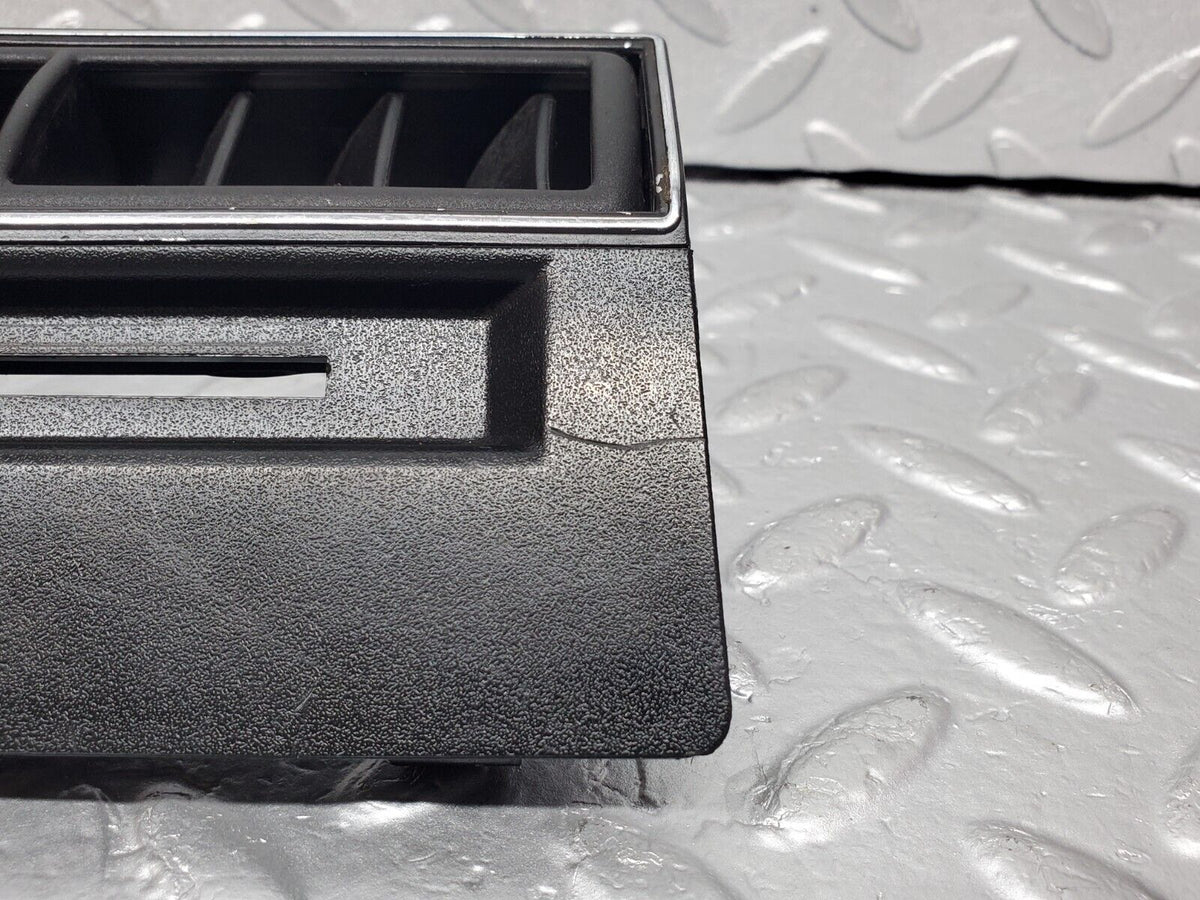 45584 Mercedes-Benz W126 420SE Centre Console Air Vent A1268300013