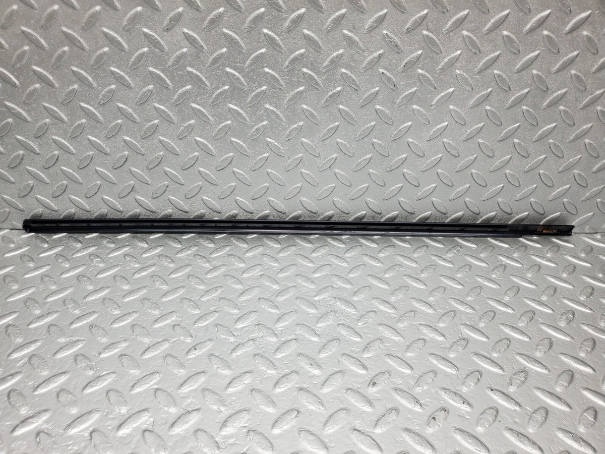 49067 Mercedes-Benz A124 320E Cabriolet Rear Left Window Moulding Trim