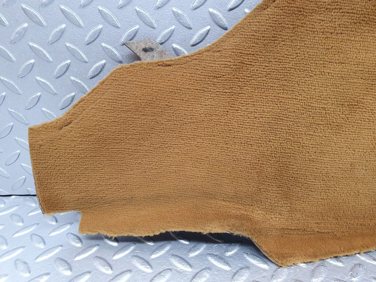 47356 Mercedes-Benz W124 200E Centre Console Carpet Right Side Beige